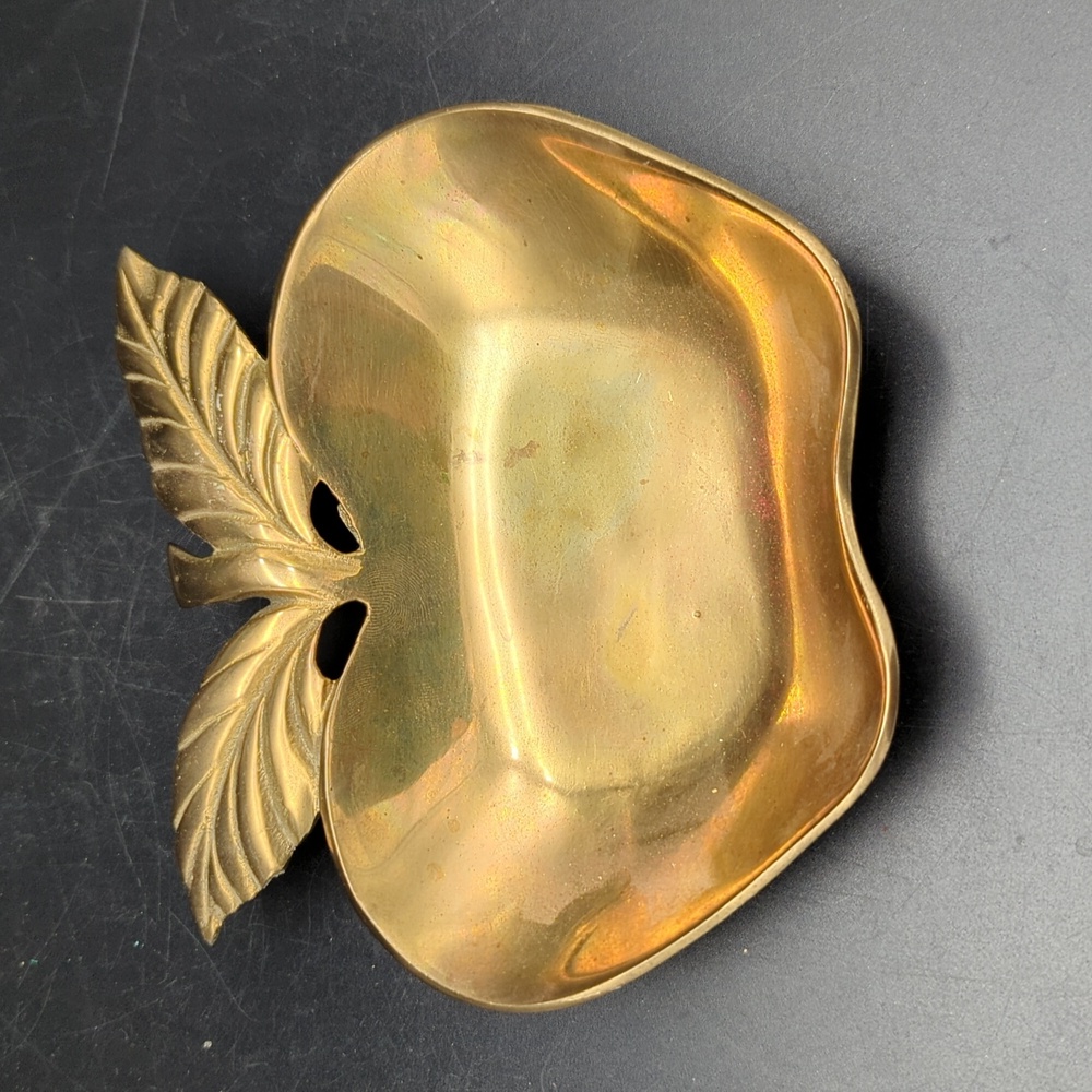 Vintage brass apple trinket dish made in Taiwan